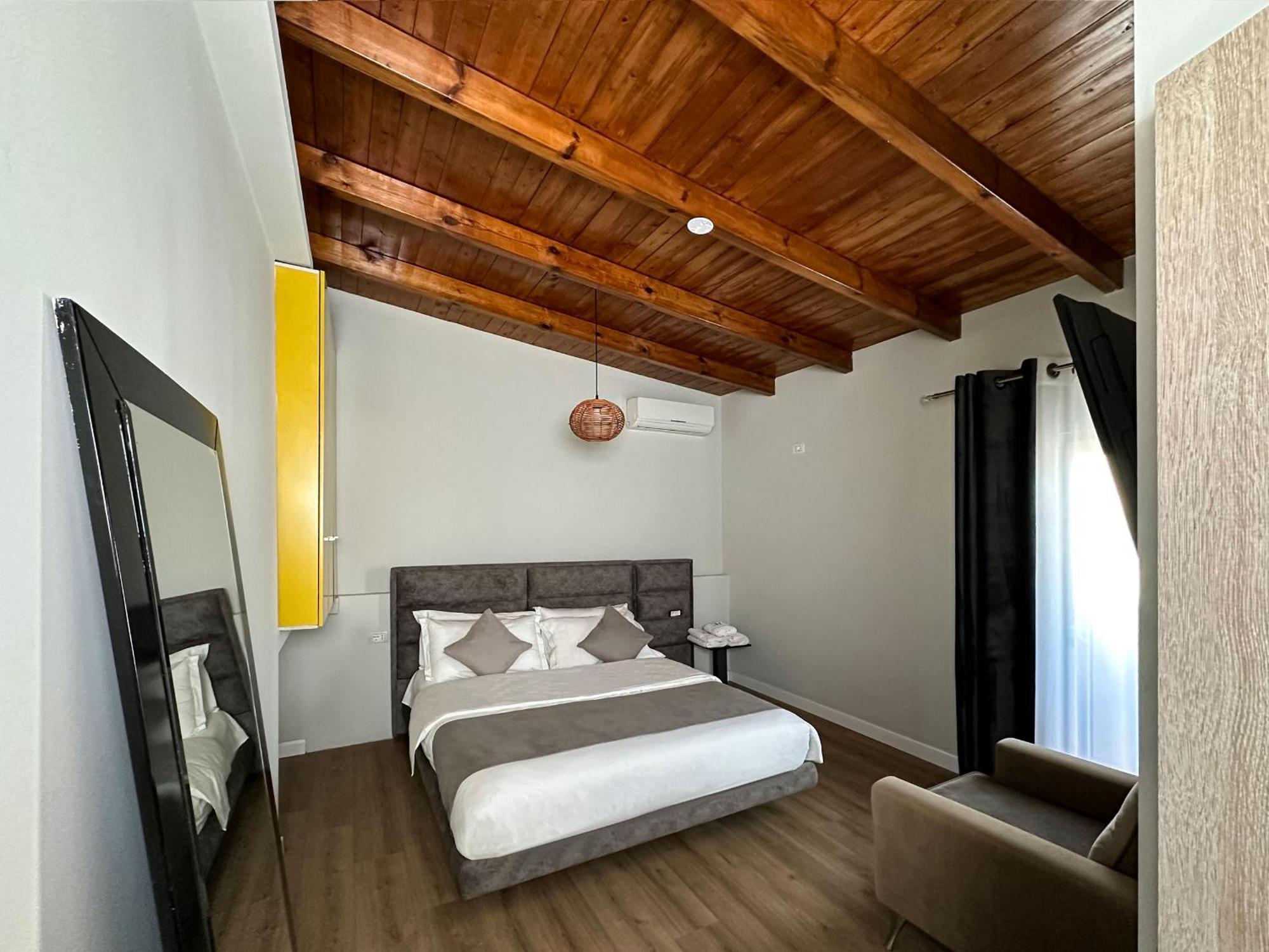Eden Hotel Tirana Zewnętrze zdjęcie