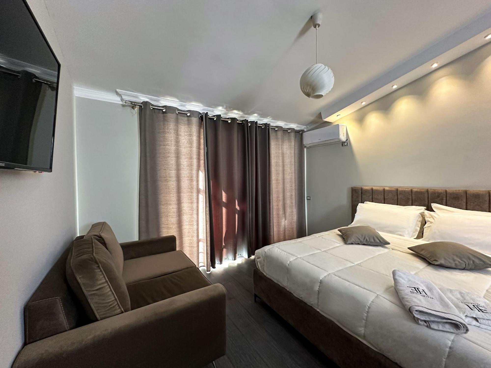 Eden Hotel Tirana Zewnętrze zdjęcie