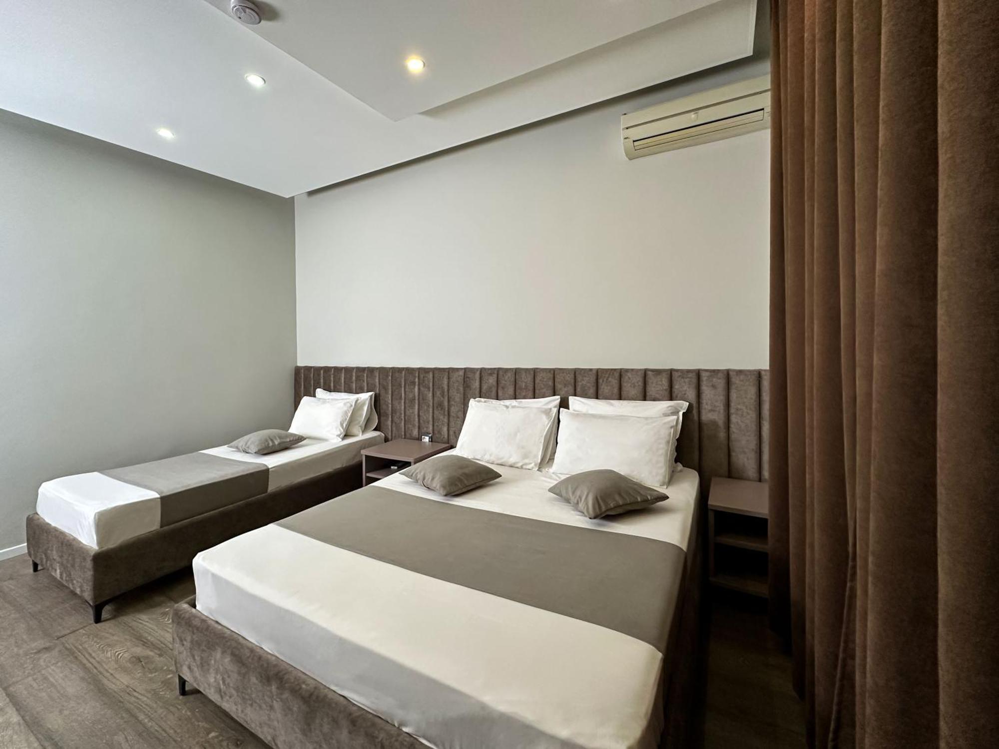 Eden Hotel Tirana Zewnętrze zdjęcie